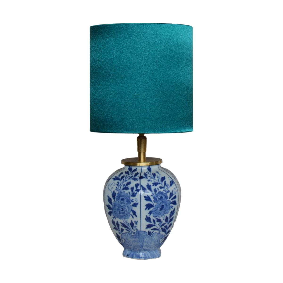 Tafellamp Delftsblauw Emerald lampenkap, blauw wit keramiek lampje voor bijzettafel of klassieke slaapkamer verlichting in Petrol | Lauren S