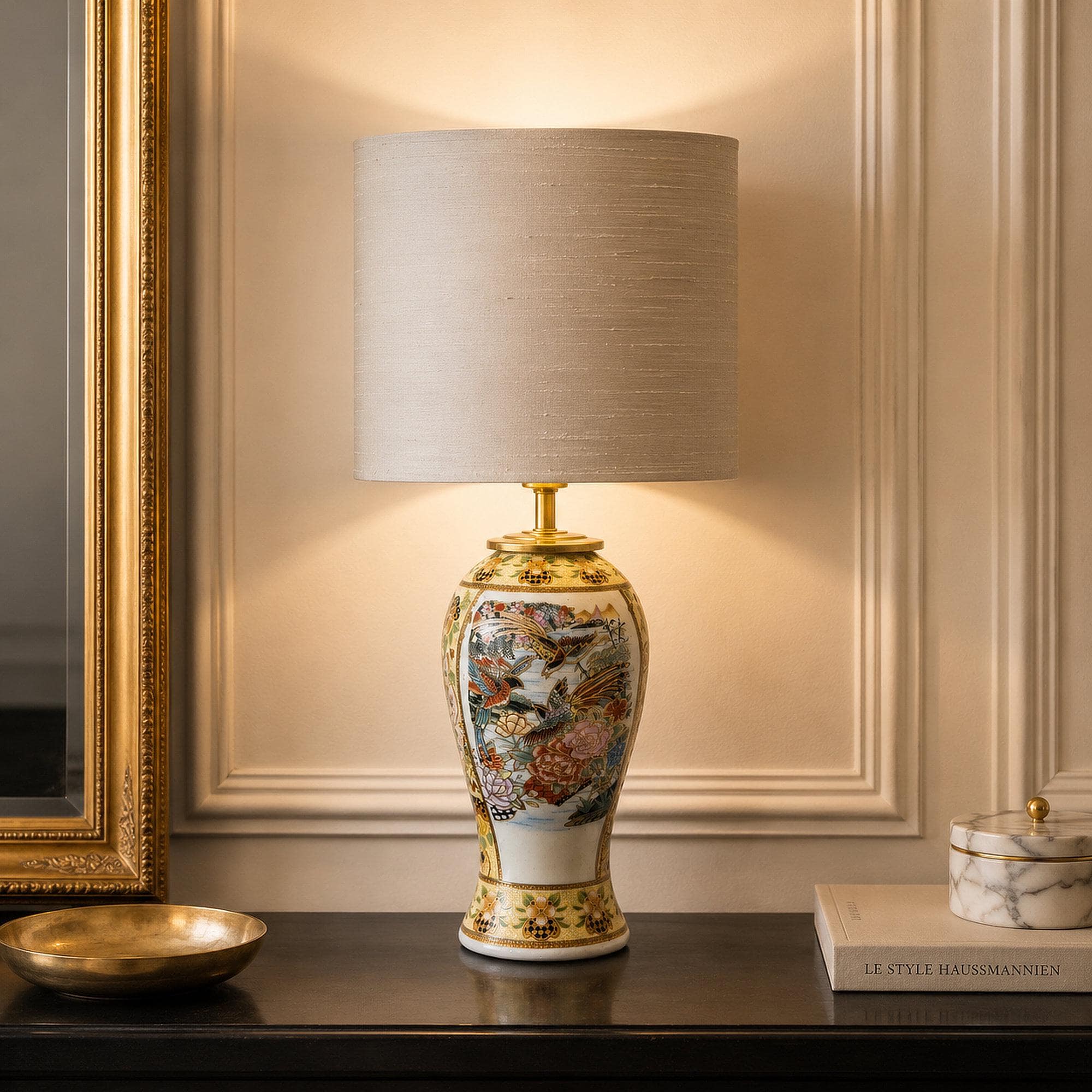 Lampenvoet oker geel Chinoiserie, Oosterse Tafellamp handgemaakte eclectische verlichting, Lamp porselein met messing Luxe woondecoratie