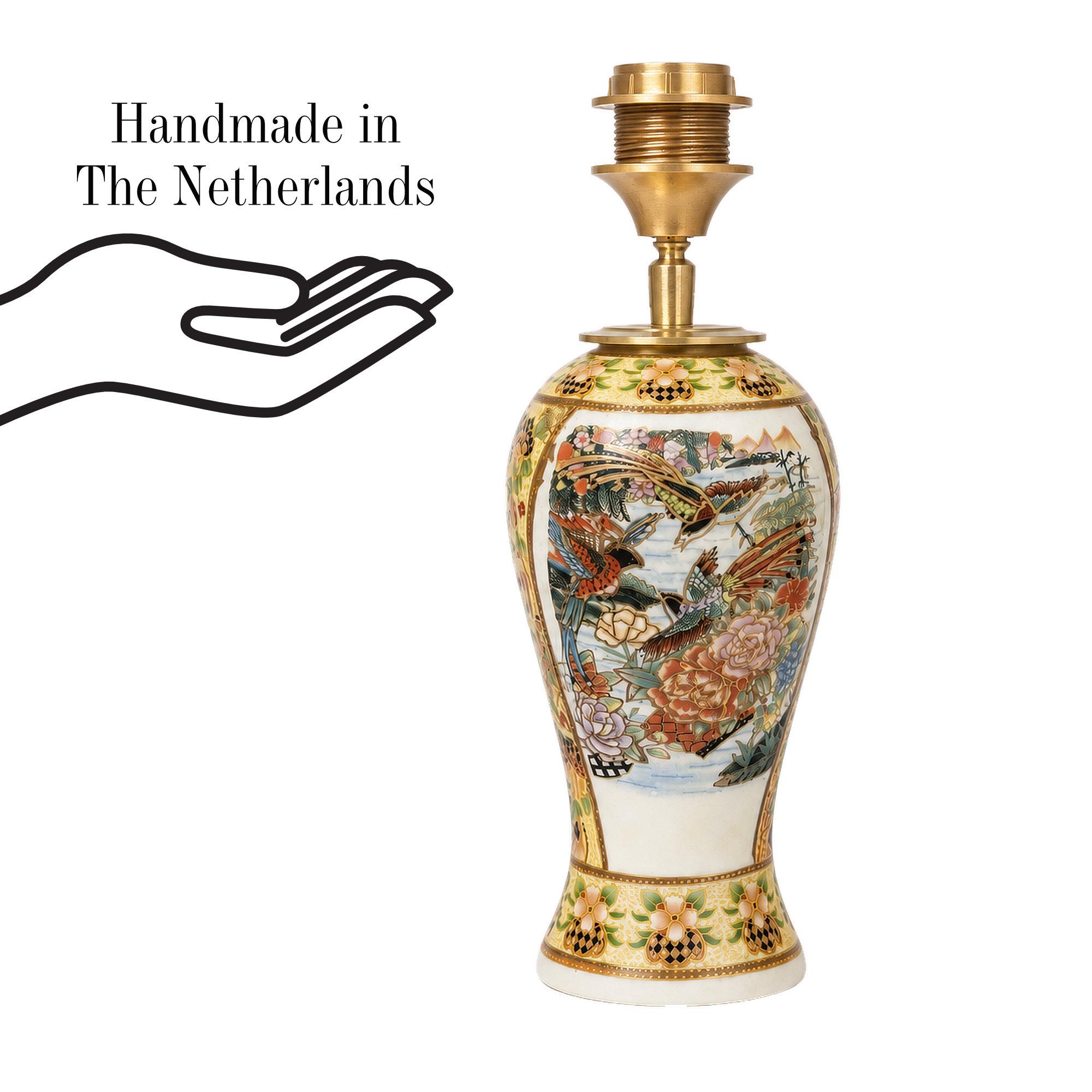 Lampenvoet oker geel Chinoiserie, Oosterse Tafellamp handgemaakte eclectische verlichting, Lamp porselein met messing Luxe woondecoratie